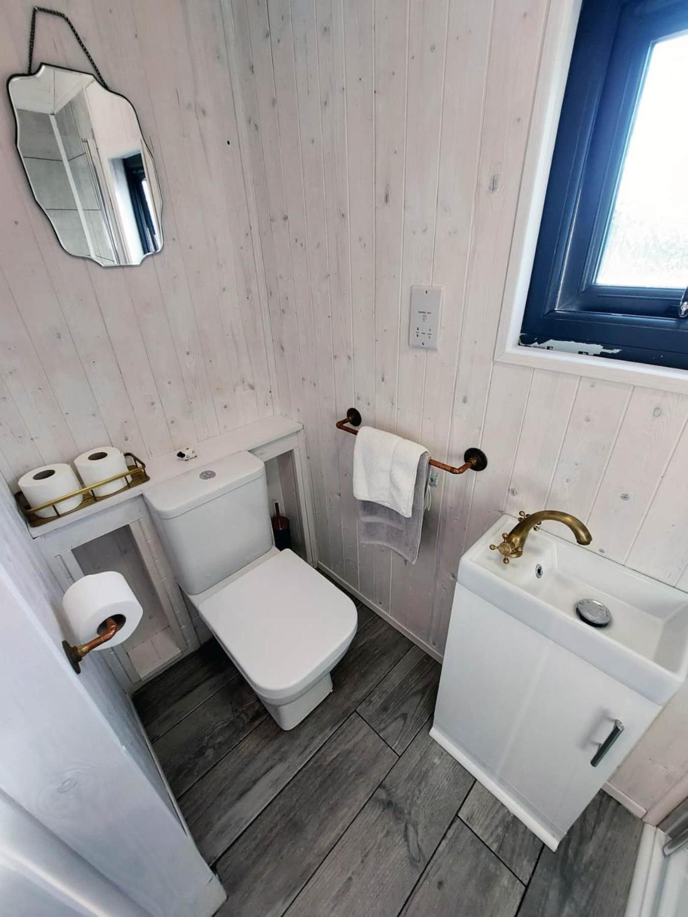 Barnacre Green Cottage - Eco-Friendly Cosy Cottage Moreton  Exteriör bild