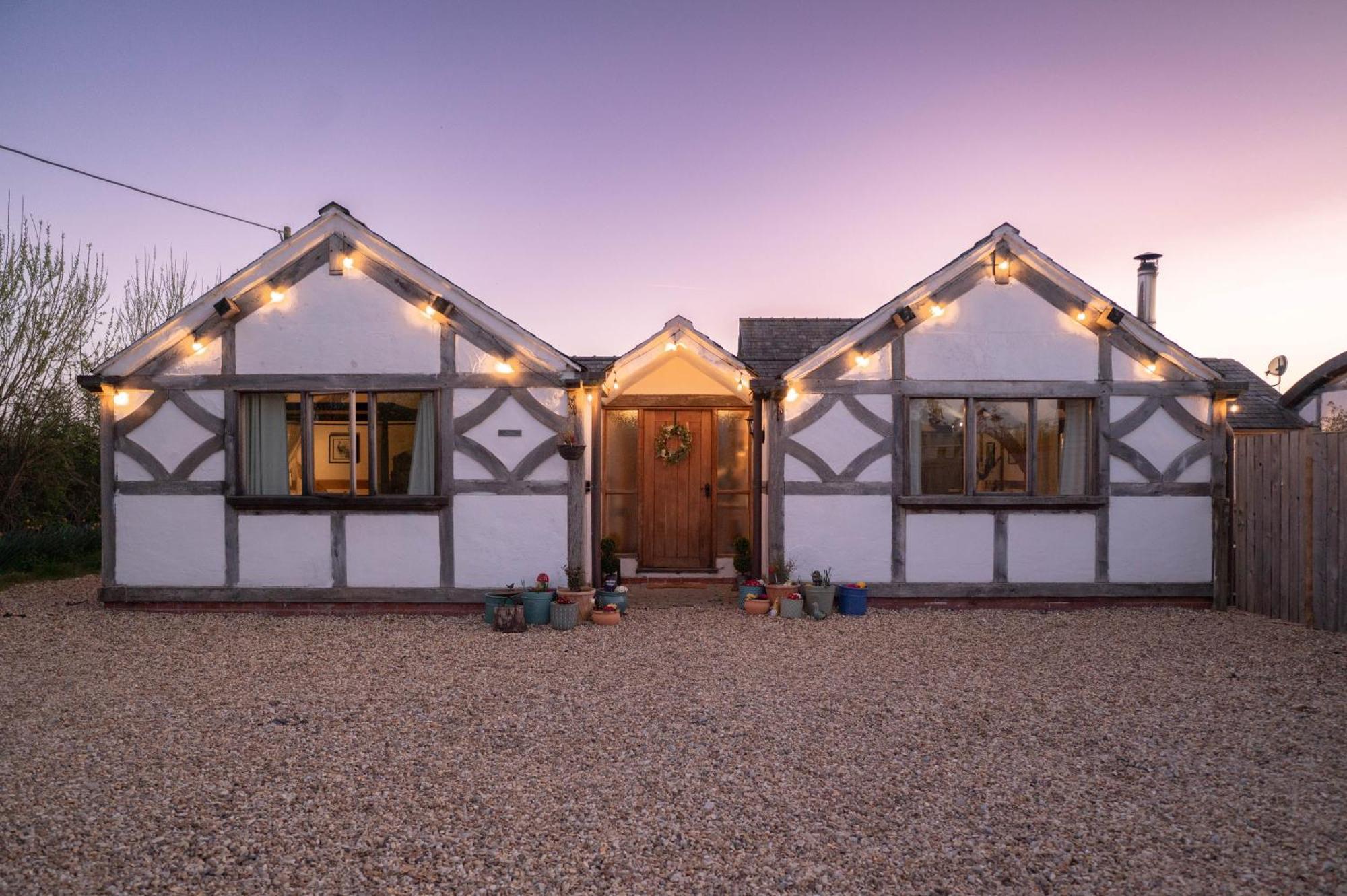 Barnacre Green Cottage - Eco-Friendly Cosy Cottage Moreton  Exteriör bild