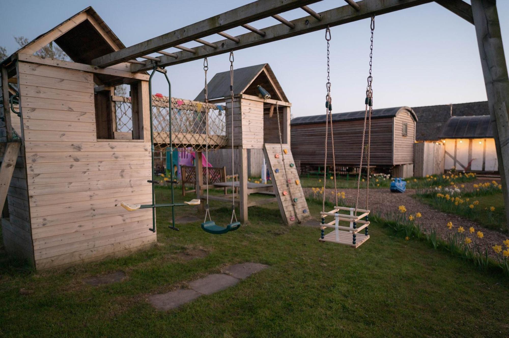 Barnacre Green Cottage - Eco-Friendly Cosy Cottage Moreton  Exteriör bild